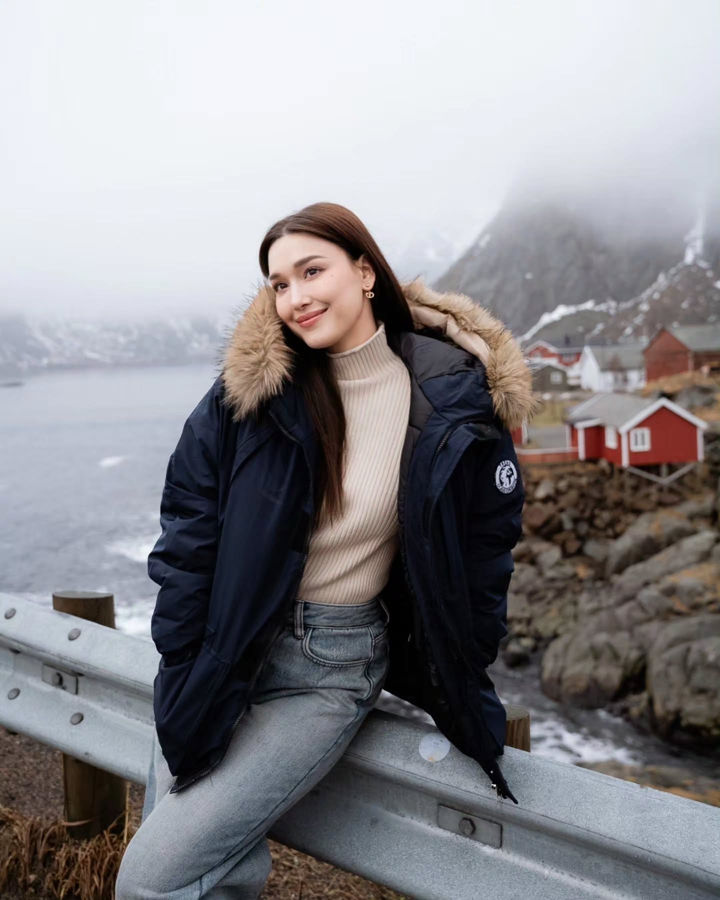 แจ็คกี้ - ชาเคอลีน มึ้นช์