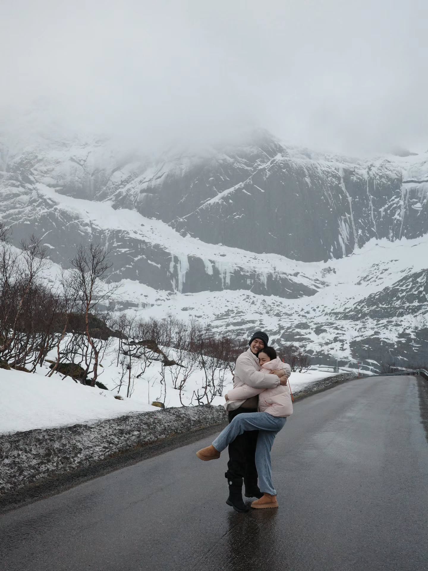 แจ็คกี้ - ชาเคอลีน มึ้นช์