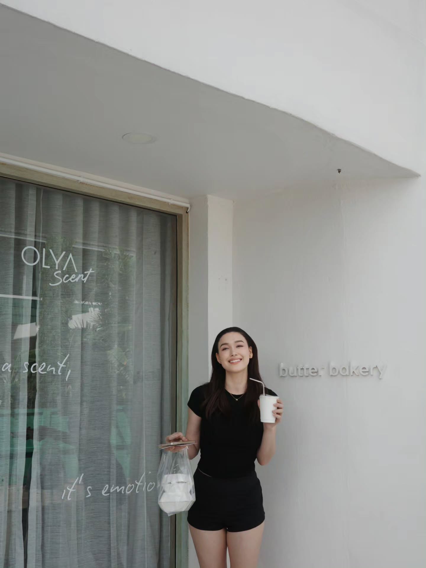 แจ็คกี้ - ชาเคอลีน มึ้นช์