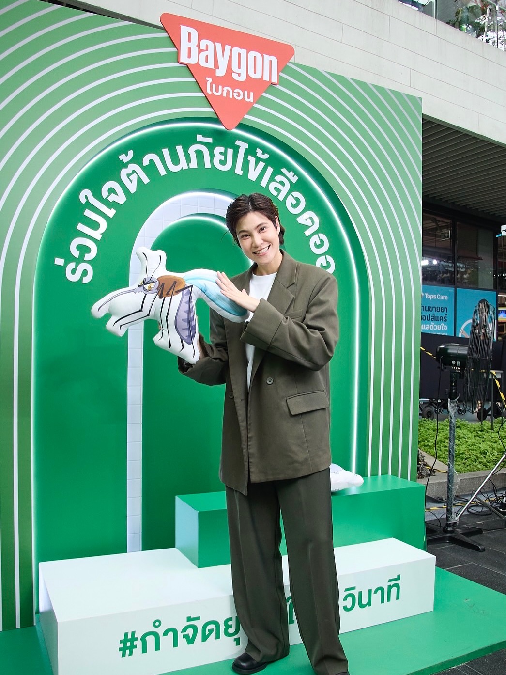 เจี๊ยบ - ลลนา ก้องธรนินทร์