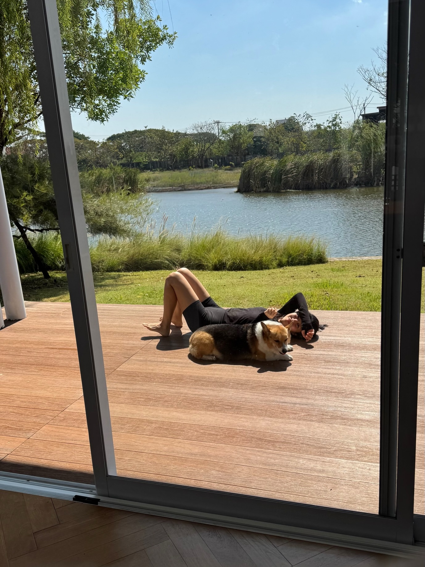 เจี๊ยบ - ลลนา ก้องธรนินทร์