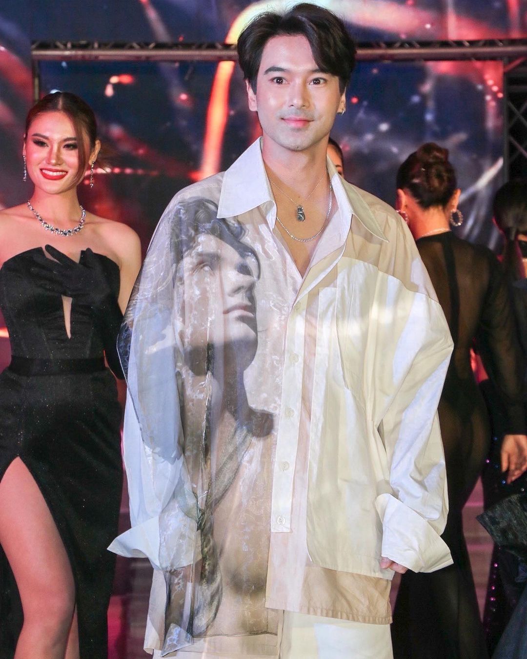 อ๊อฟ - ชนะพล สัตยา