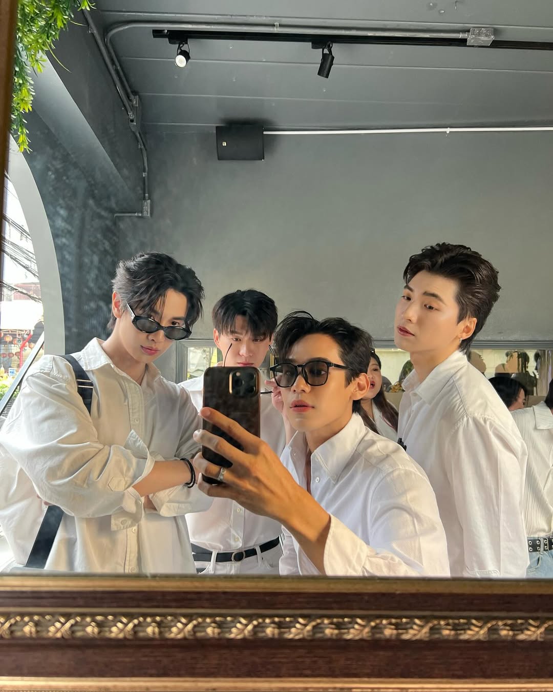 เงิน - อนุภาษ เหลืองสดใส