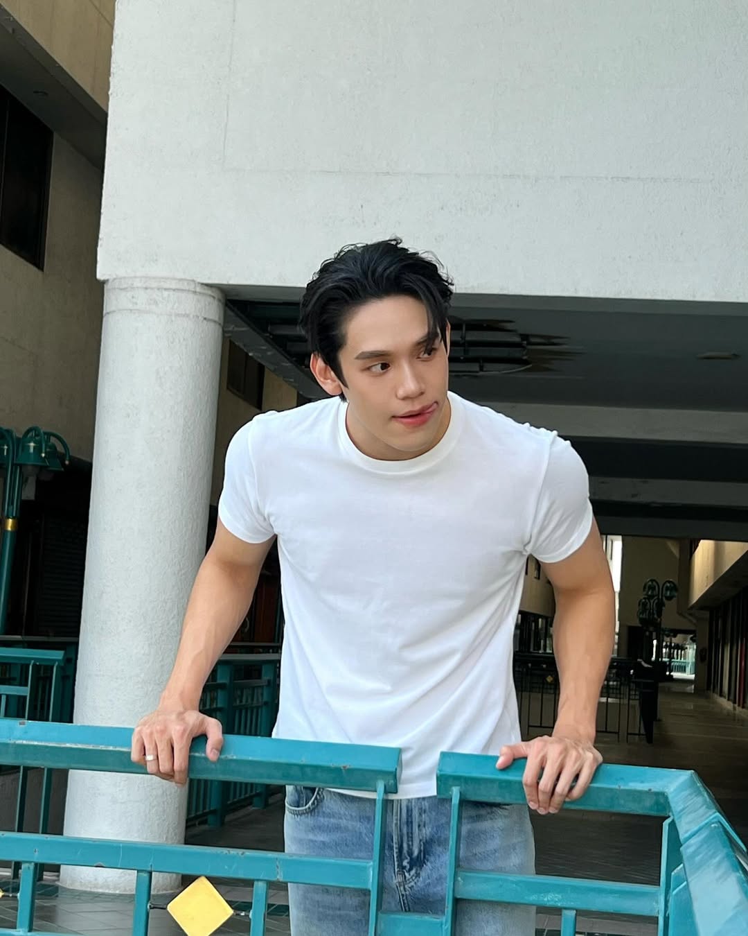 เงิน - อนุภาษ เหลืองสดใส