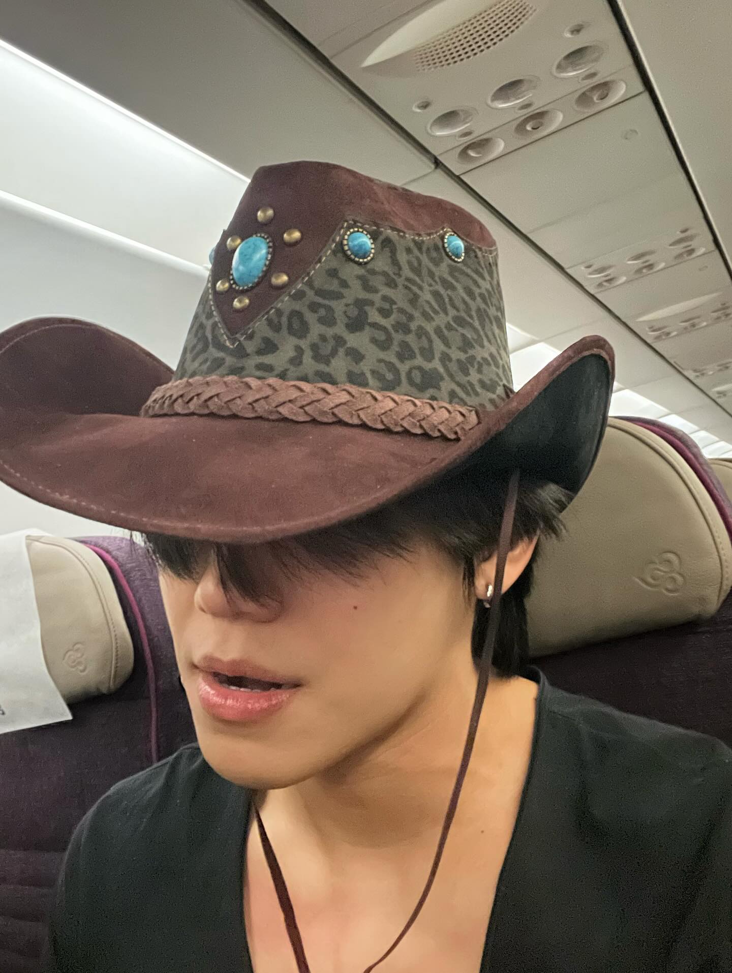 เงิน - อนุภาษ เหลืองสดใส