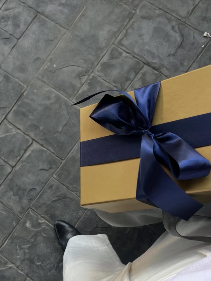 เงิน - อนุภาษ เหลืองสดใส