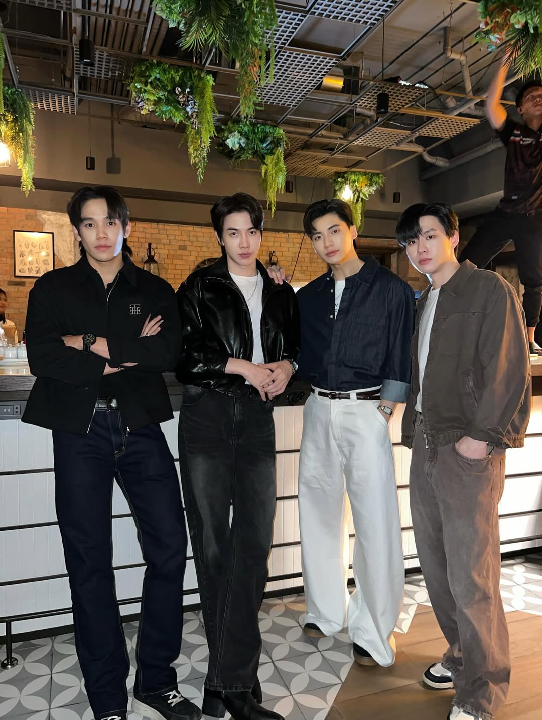 เงิน - อนุภาษ เหลืองสดใส