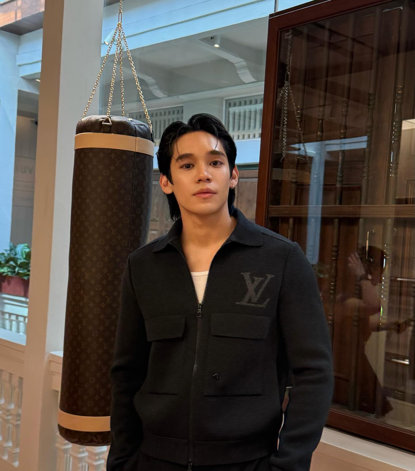 เงิน - อนุภาษ เหลืองสดใส