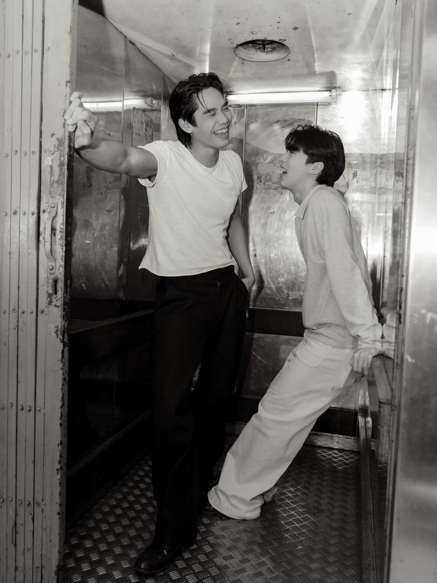 เงิน - อนุภาษ เหลืองสดใส