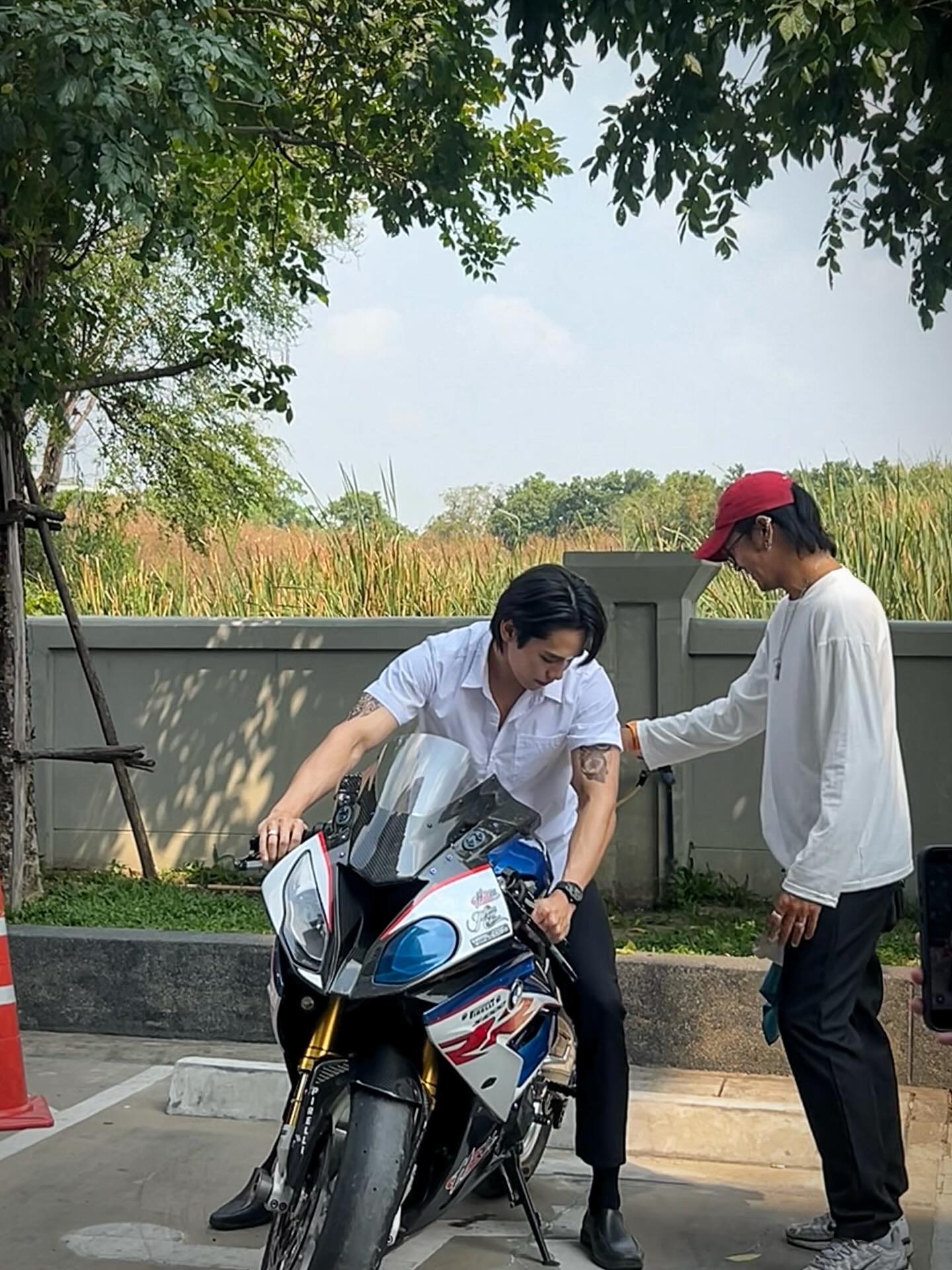 เงิน - อนุภาษ เหลืองสดใส