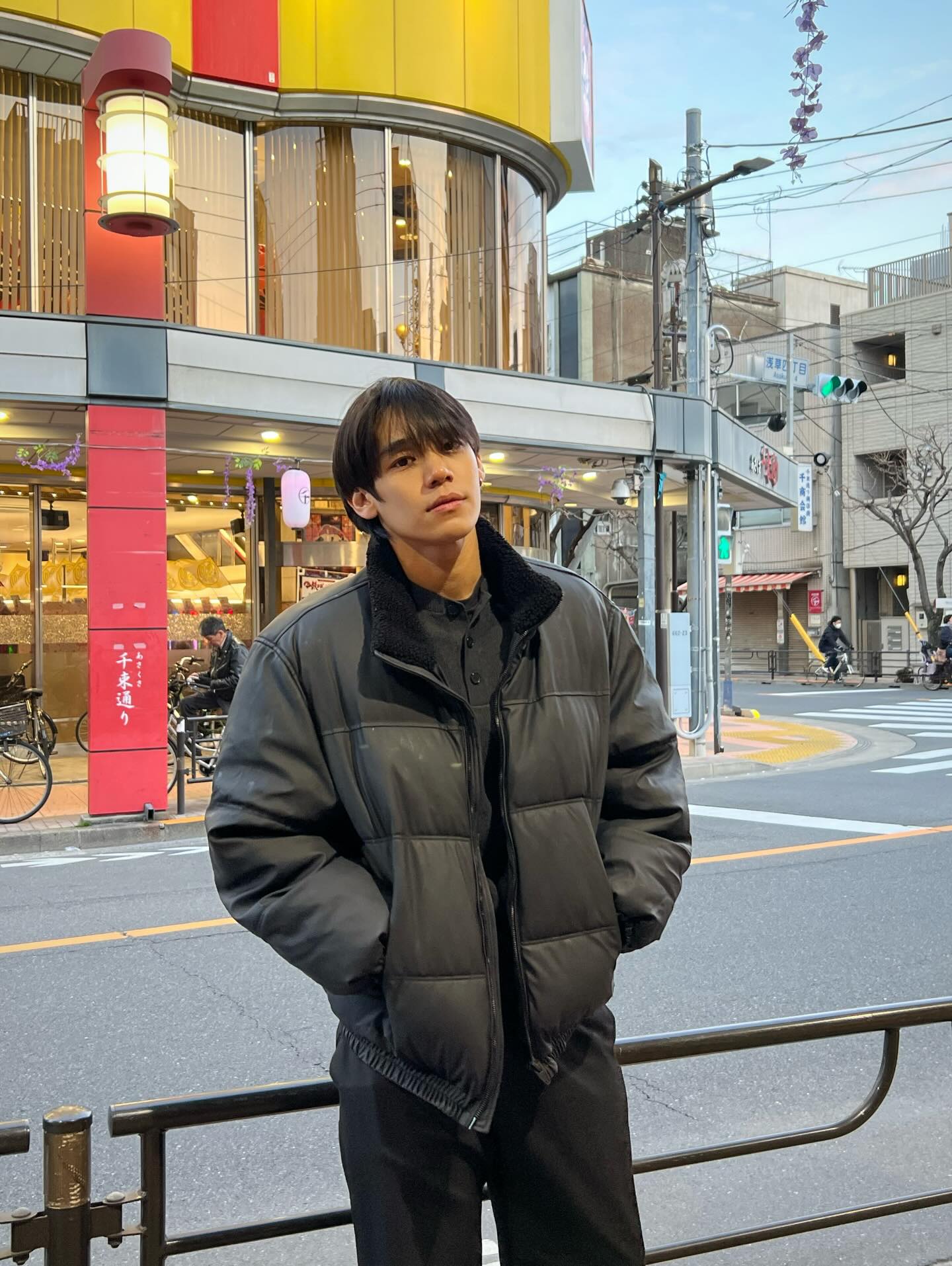 เงิน - อนุภาษ เหลืองสดใส