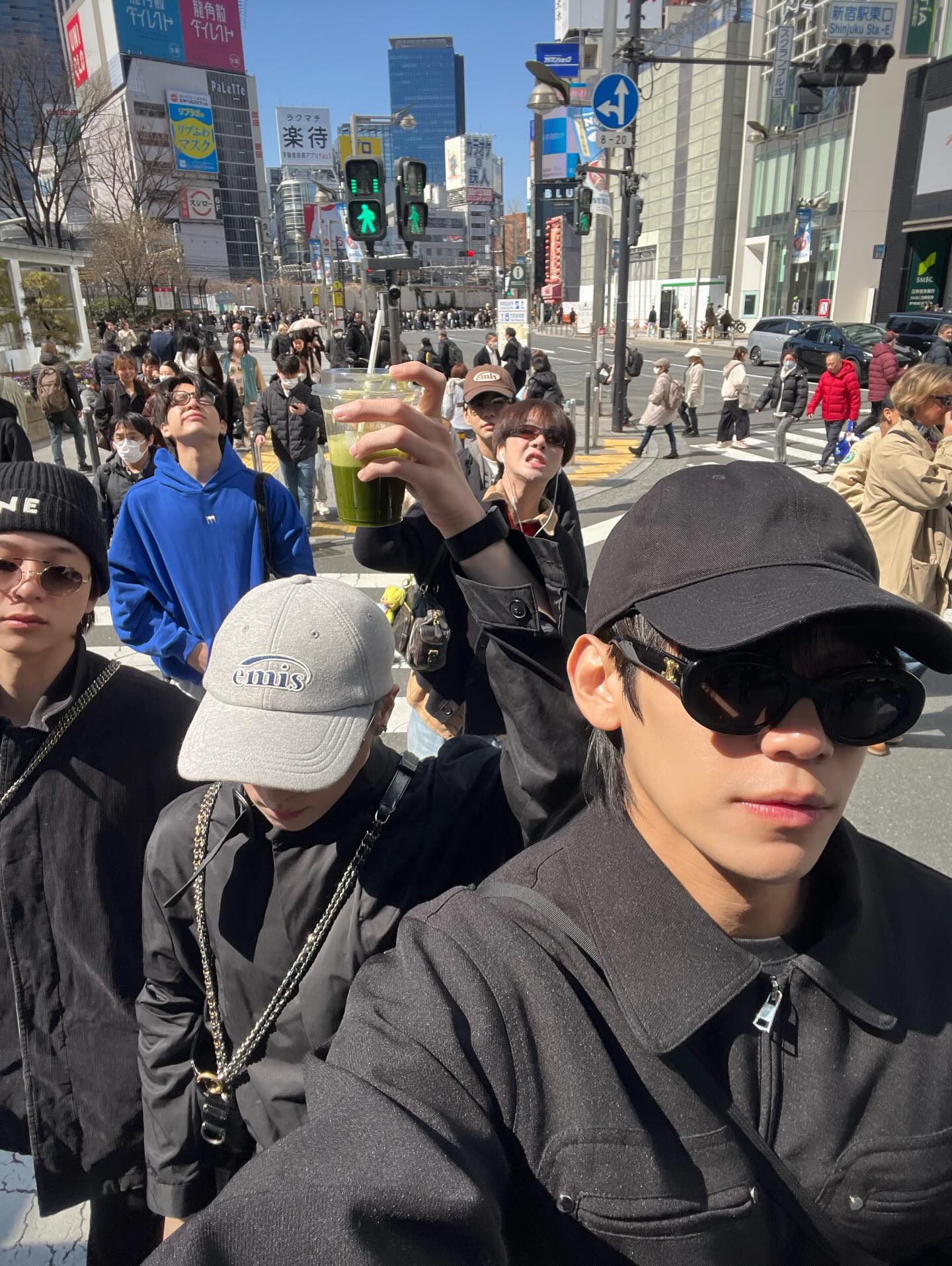 เงิน - อนุภาษ เหลืองสดใส