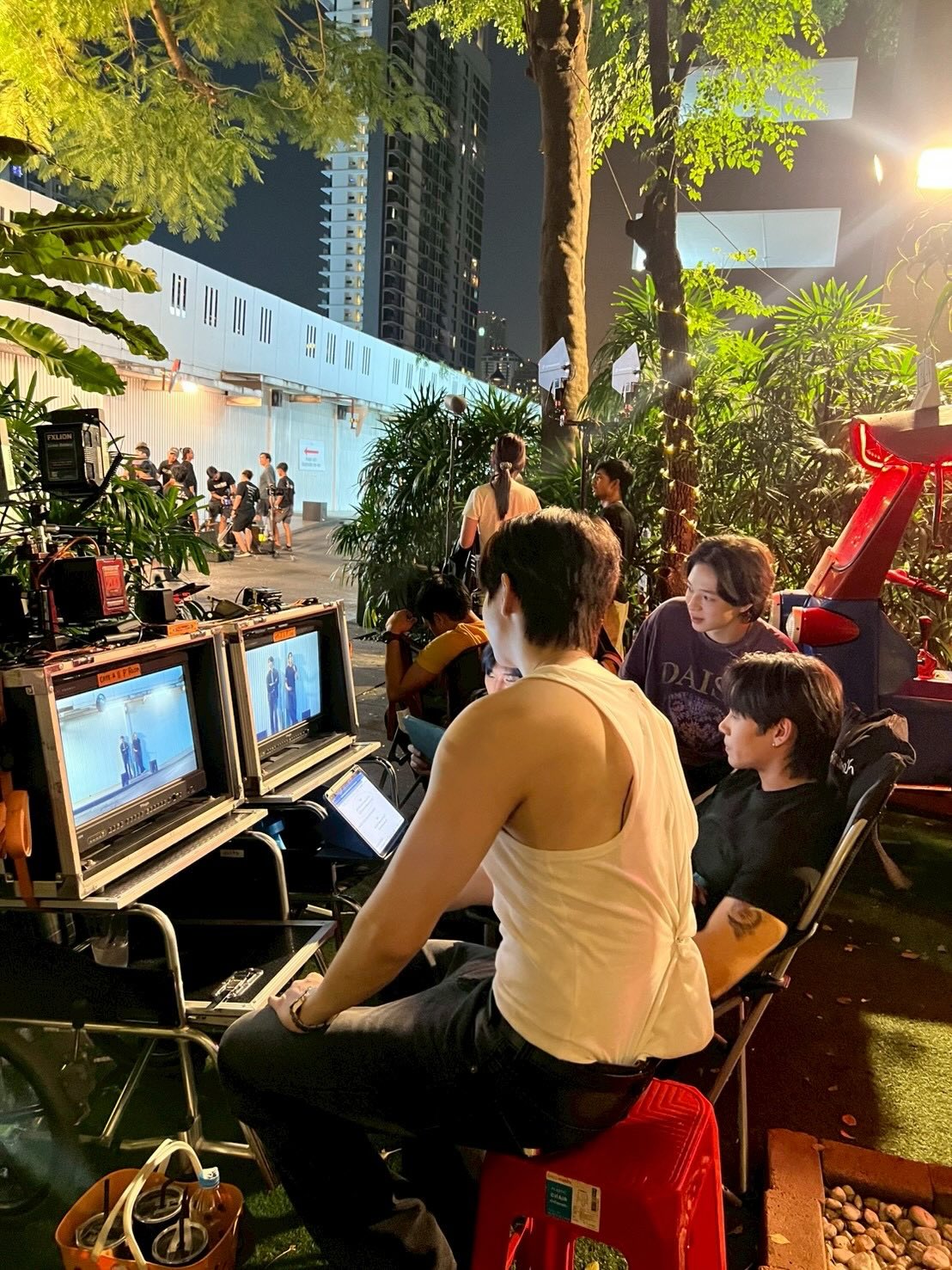 เงิน - อนุภาษ เหลืองสดใส