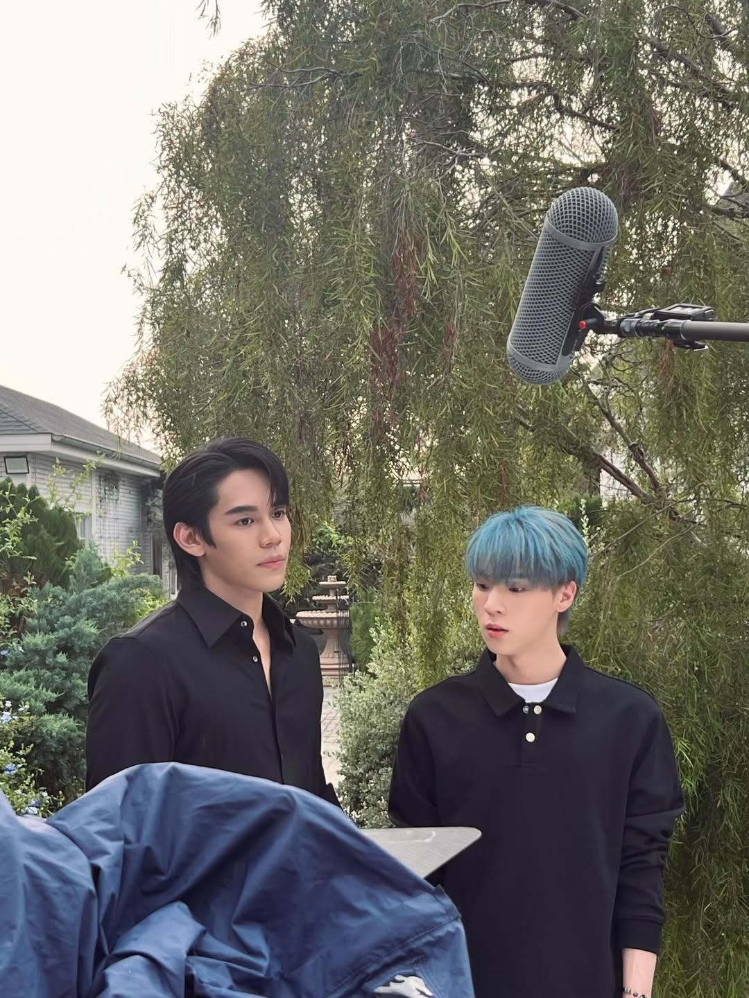 เงิน - อนุภาษ เหลืองสดใส