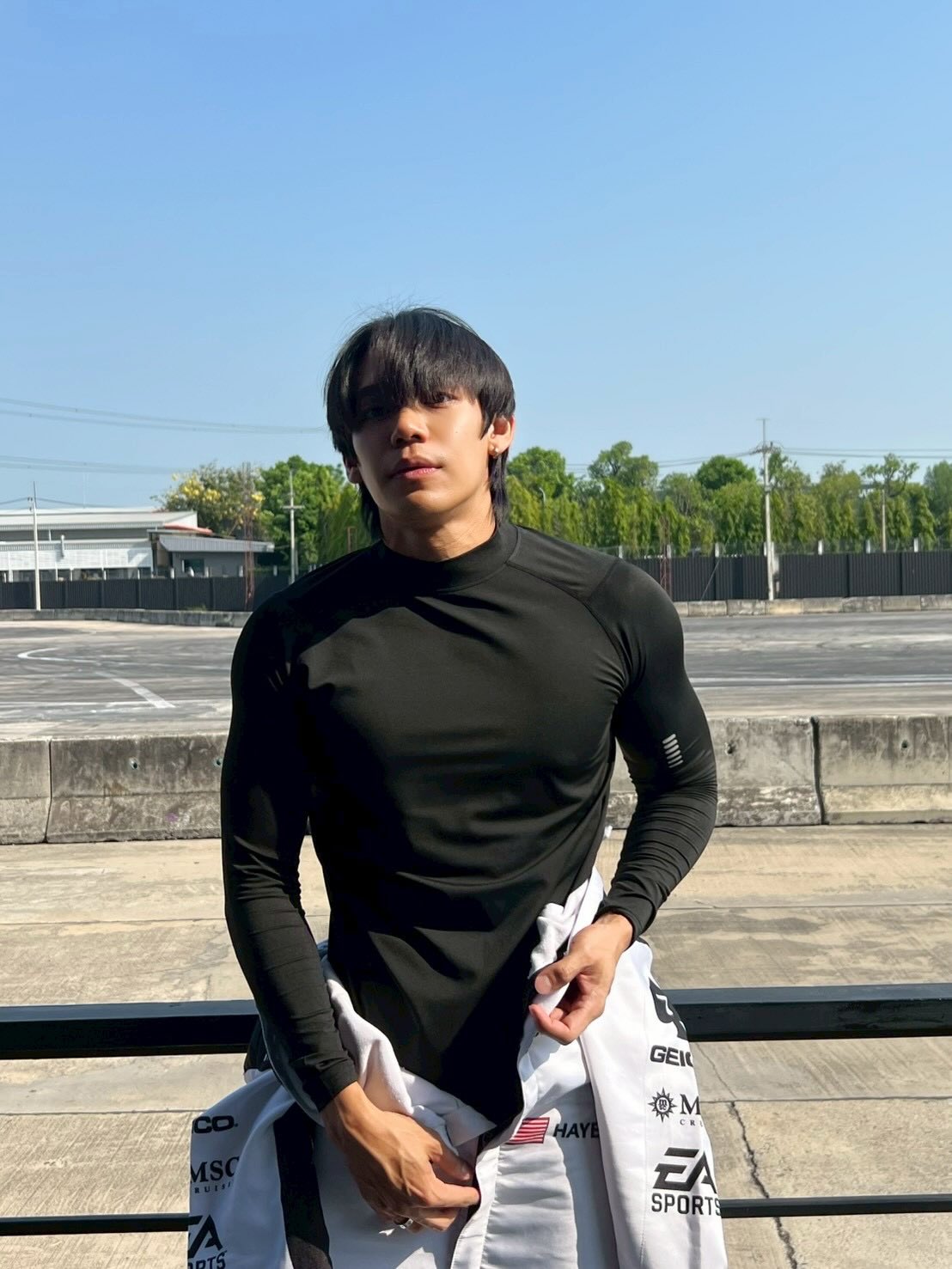 เงิน - อนุภาษ เหลืองสดใส