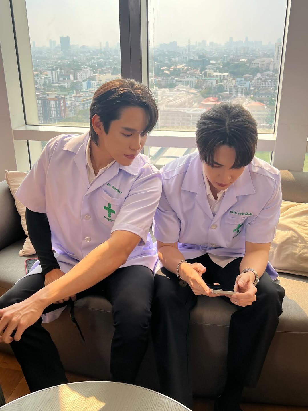 เงิน - อนุภาษ เหลืองสดใส