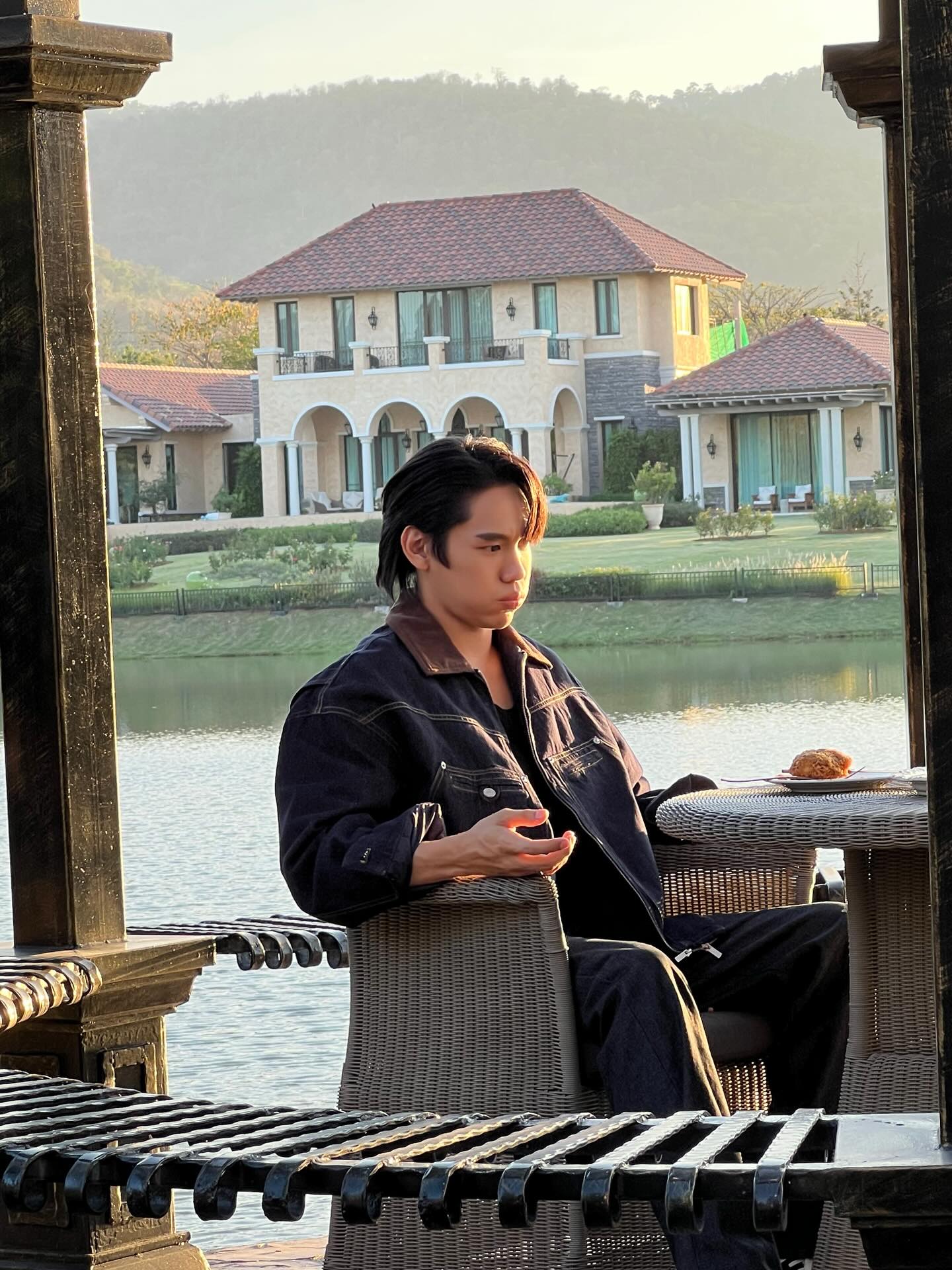 เงิน - อนุภาษ เหลืองสดใส