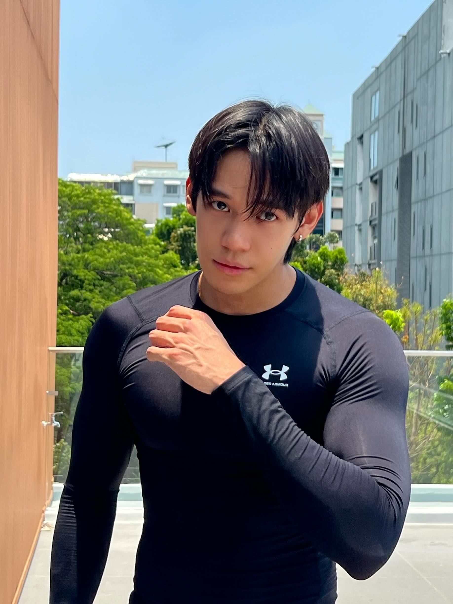 เงิน - อนุภาษ เหลืองสดใส