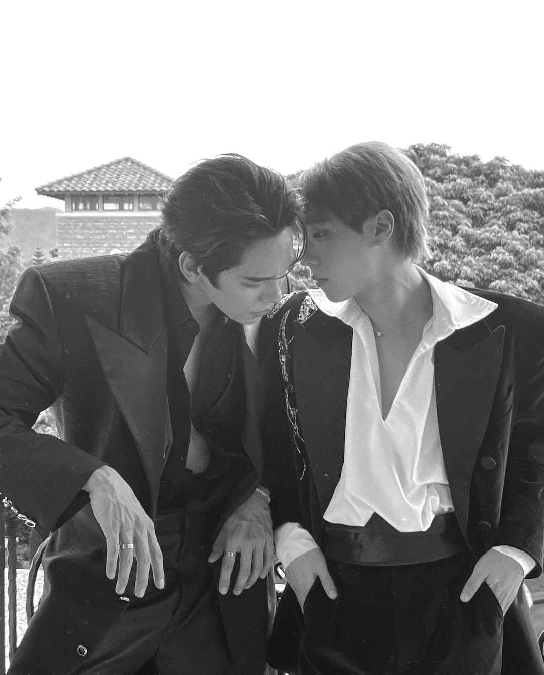 เงิน - อนุภาษ เหลืองสดใส