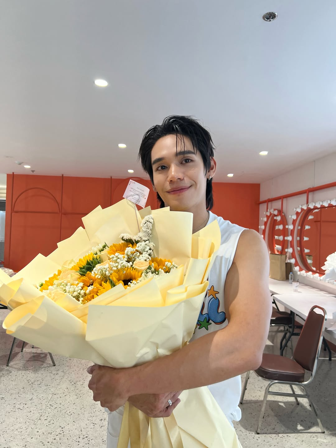 เงิน - อนุภาษ เหลืองสดใส