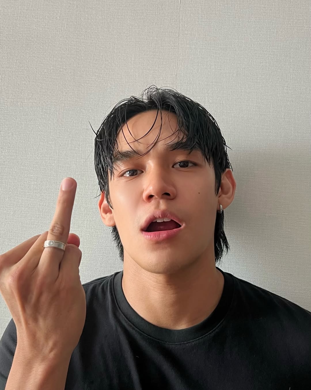 เงิน - อนุภาษ เหลืองสดใส