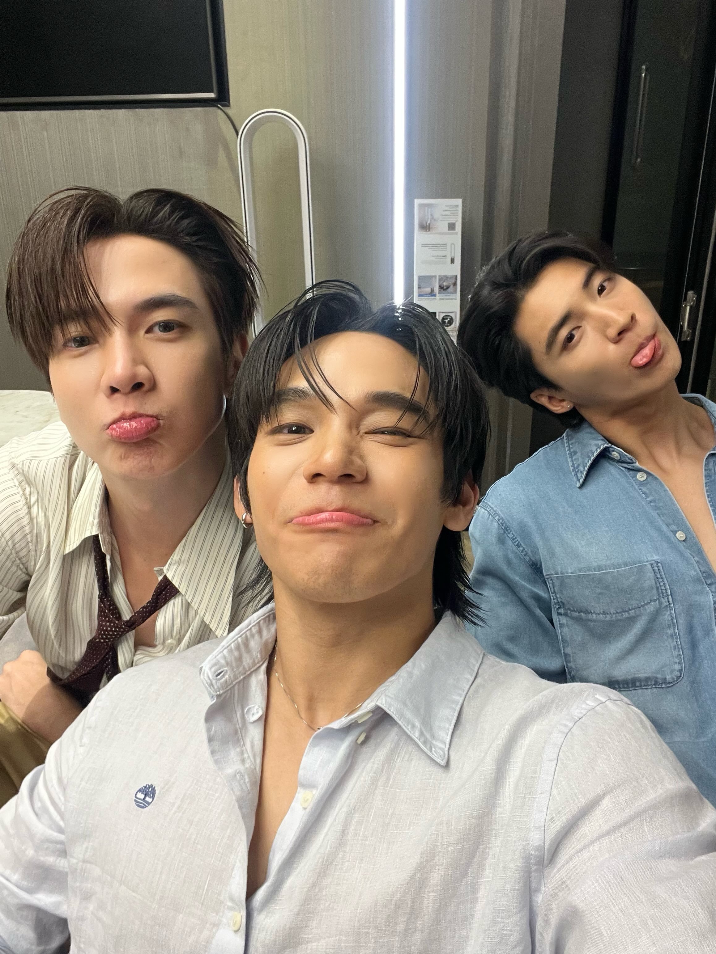 เงิน - อนุภาษ เหลืองสดใส