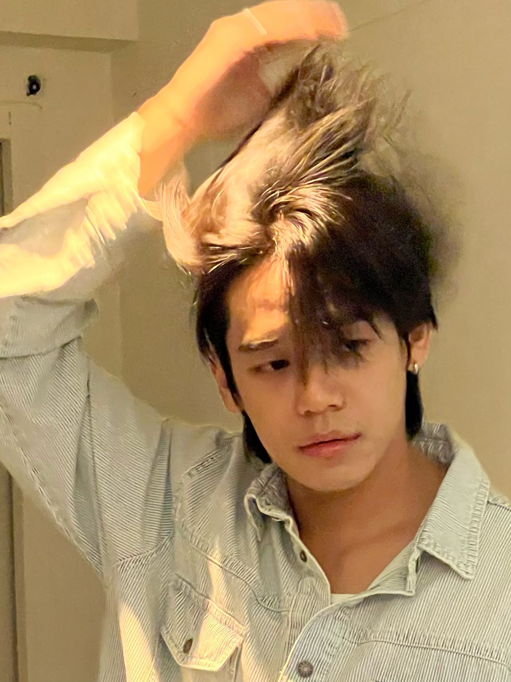 เงิน - อนุภาษ เหลืองสดใส