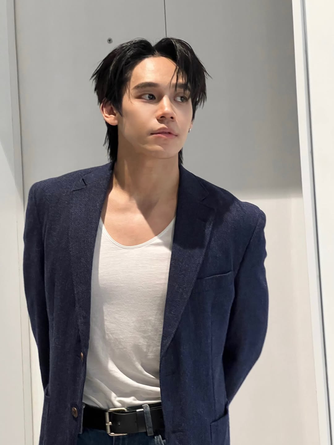 เงิน - อนุภาษ เหลืองสดใส