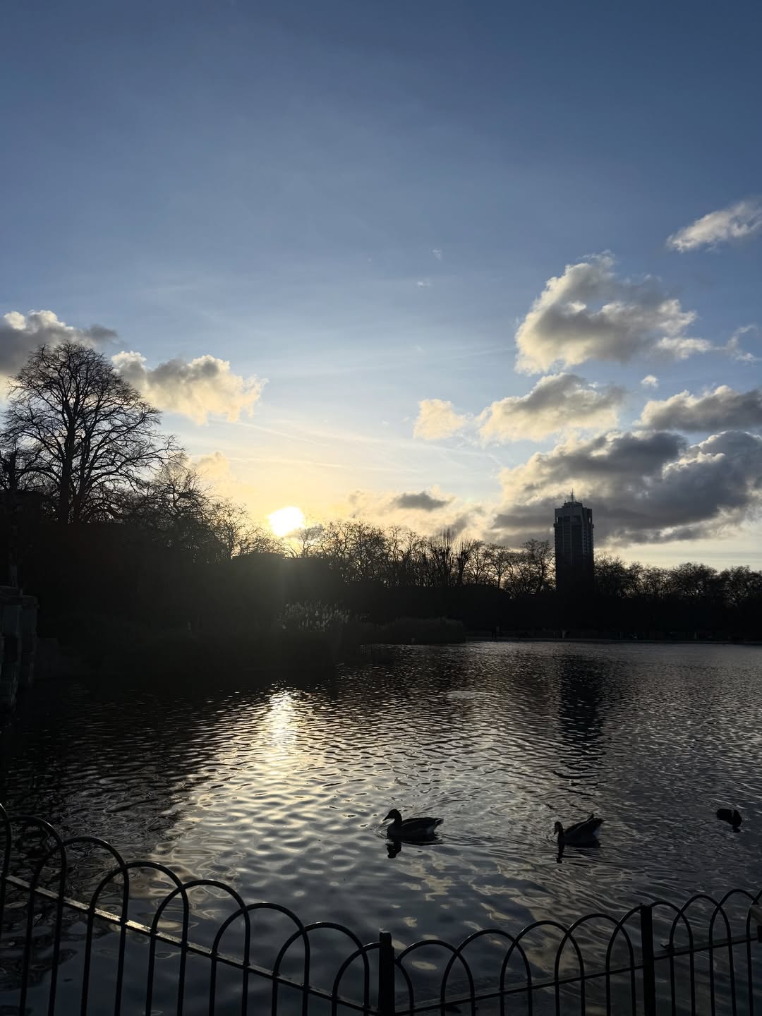 ยิปซี - คีรติ มหาพฤกษ์พงศ์