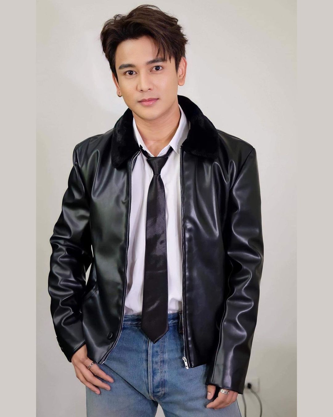 กัน - นภัทร อินทร์ใจเอื้อ