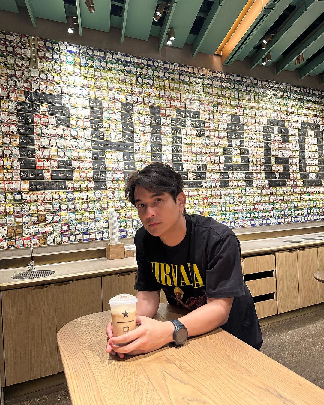 กัน - นภัทร อินทร์ใจเอื้อ