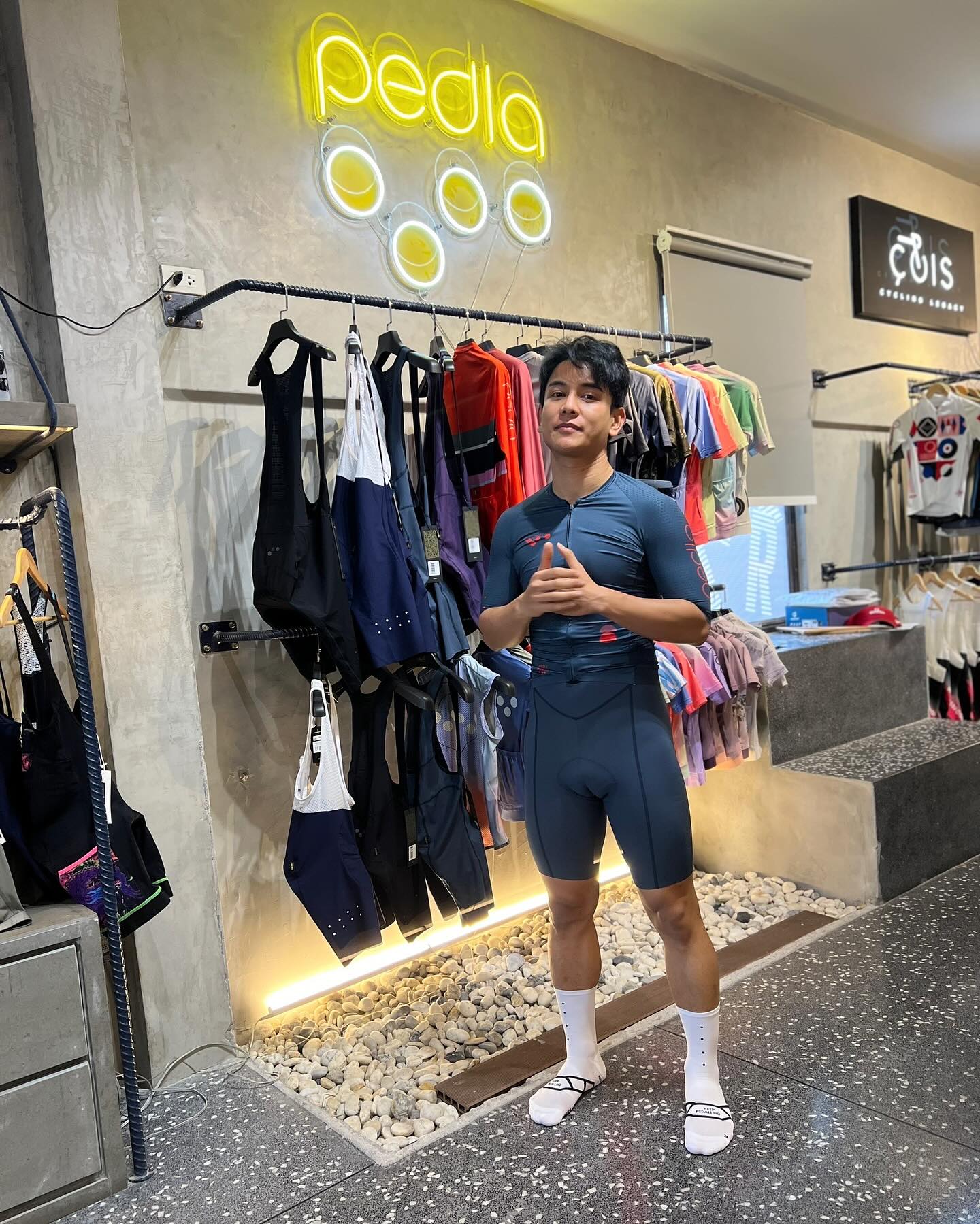 กัน - นภัทร อินทร์ใจเอื้อ