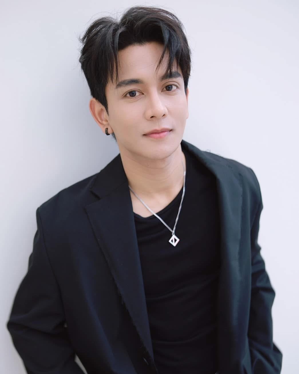 กัน - นภัทร อินทร์ใจเอื้อ