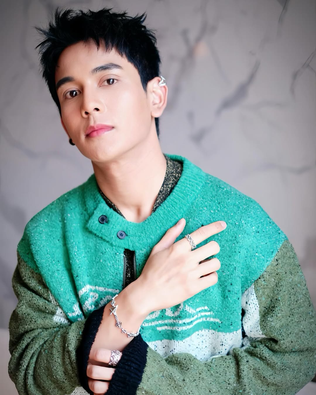 กัน - นภัทร อินทร์ใจเอื้อ
