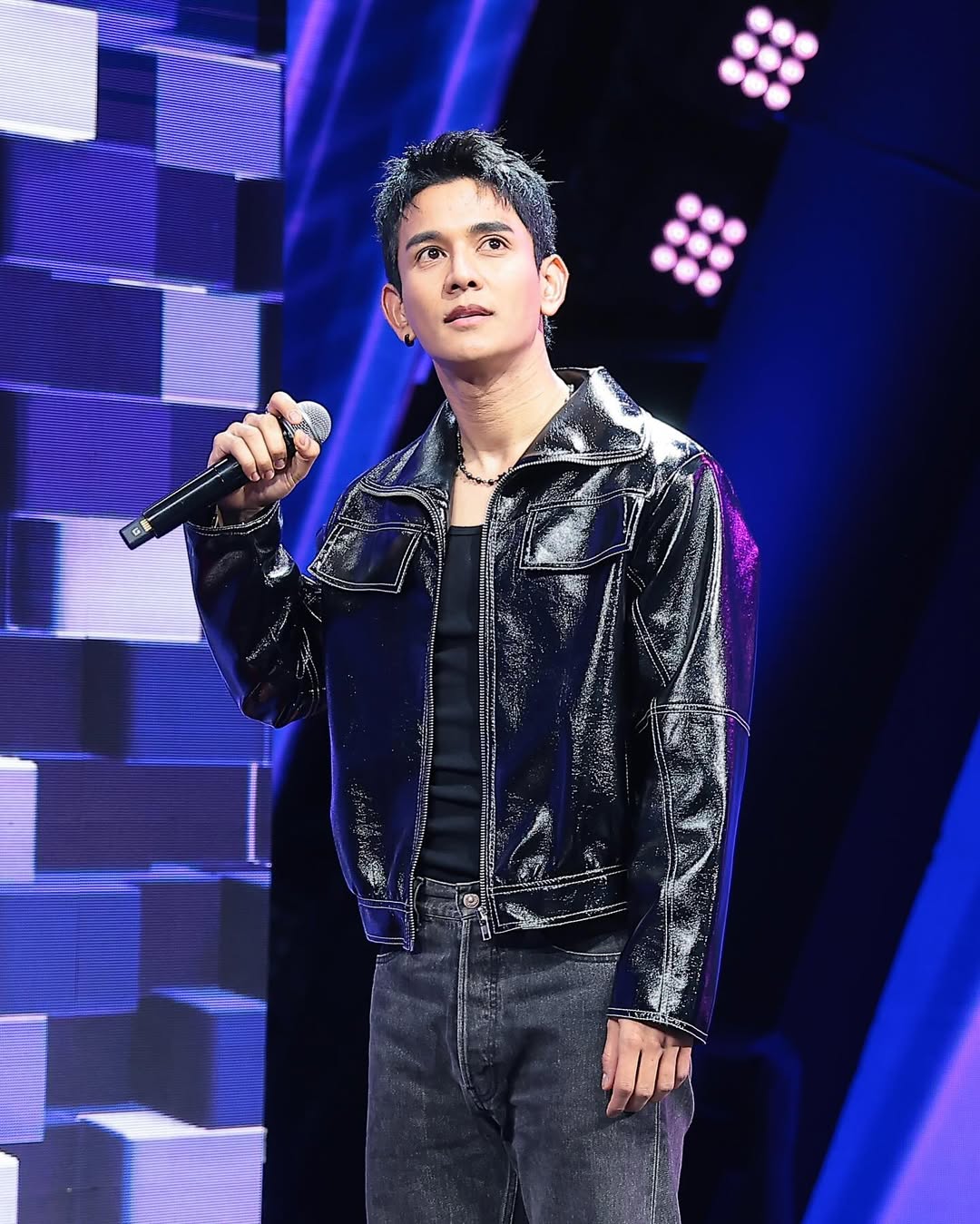 กัน - นภัทร อินทร์ใจเอื้อ