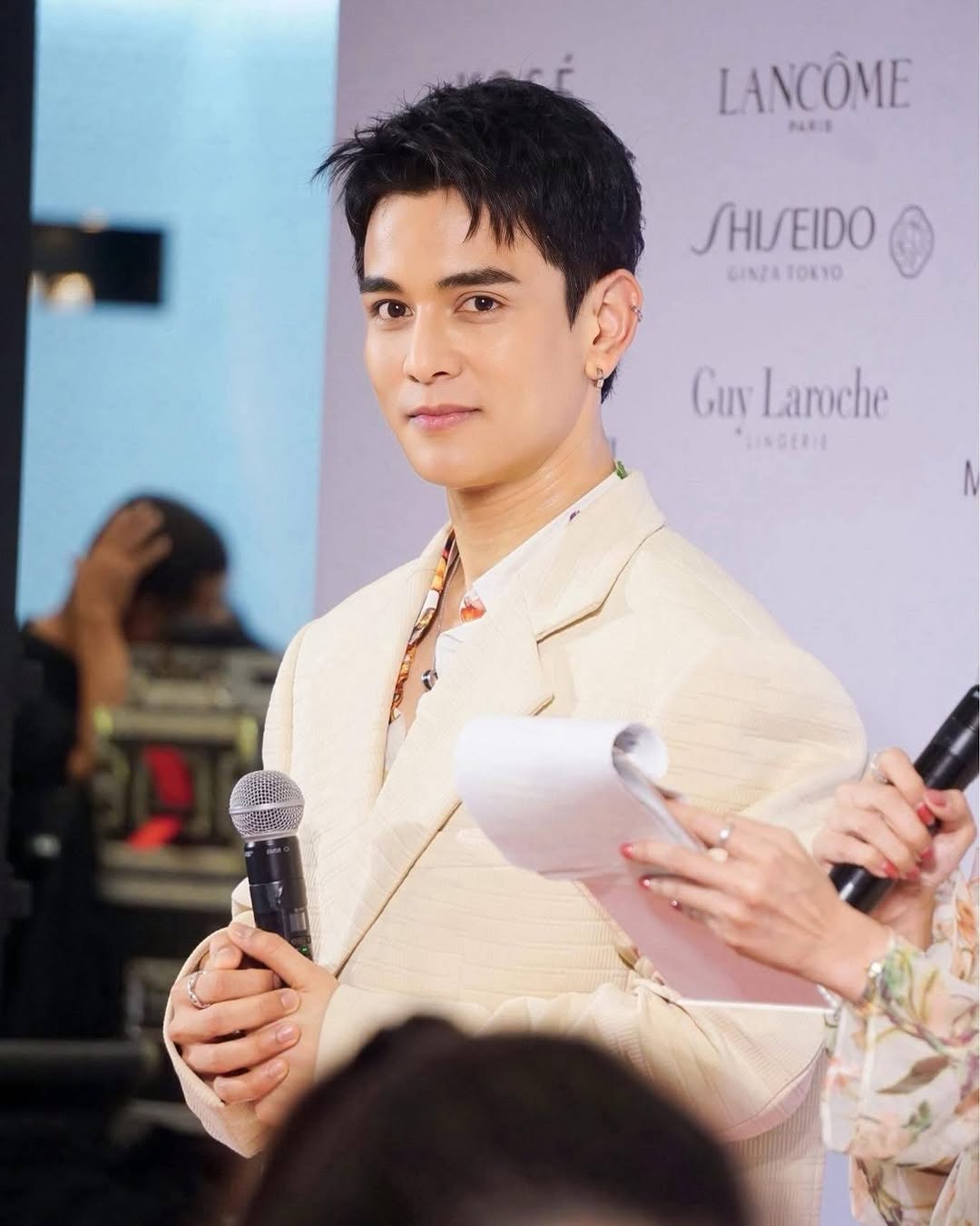 กัน - นภัทร อินทร์ใจเอื้อ