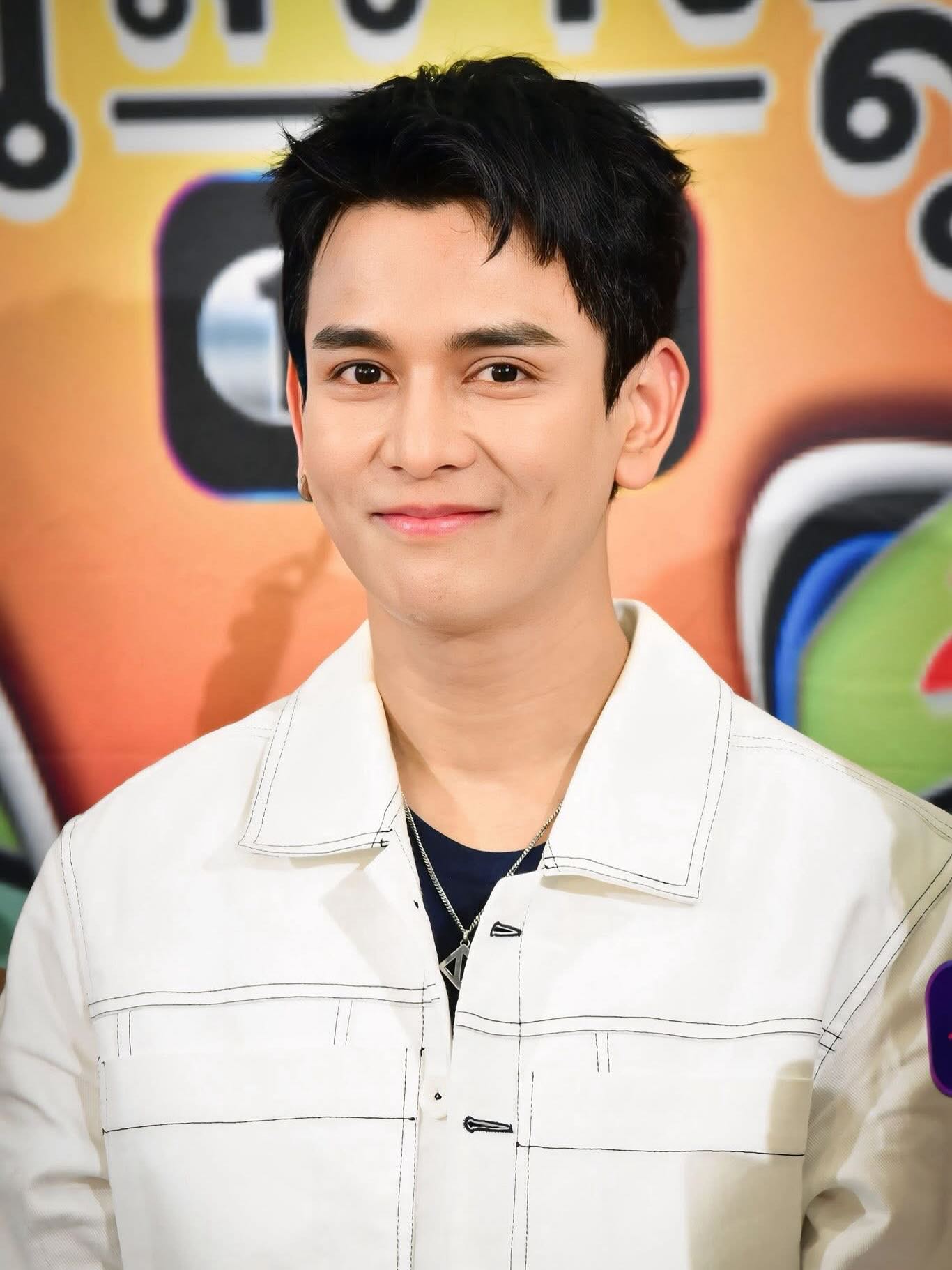 กัน - นภัทร อินทร์ใจเอื้อ