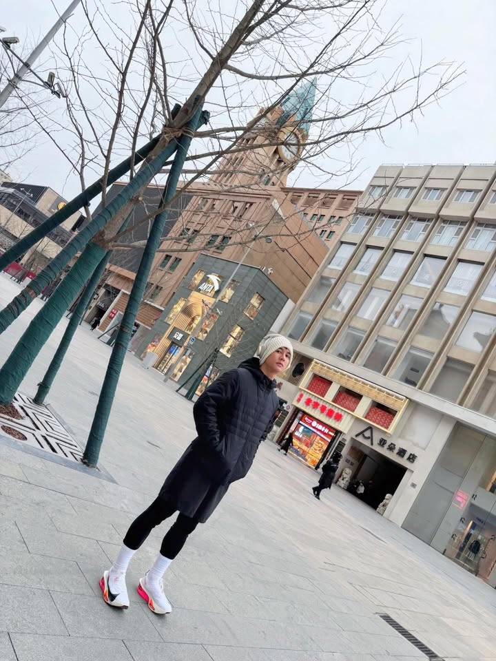 กัน - นภัทร อินทร์ใจเอื้อ