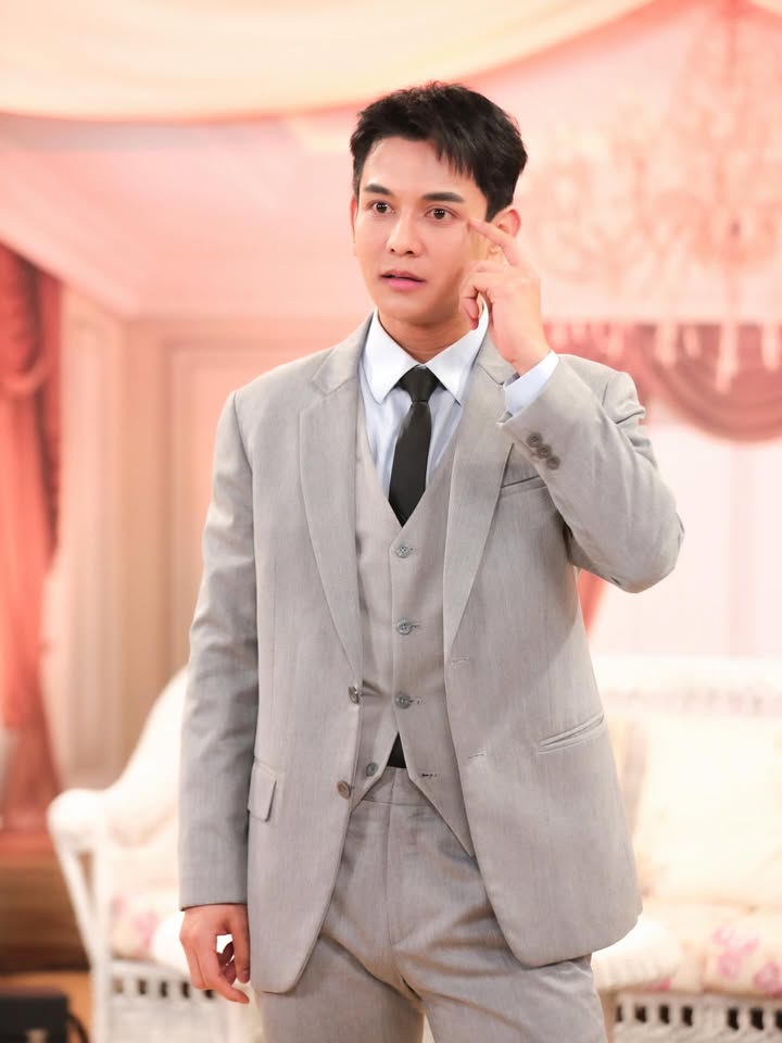 กัน - นภัทร อินทร์ใจเอื้อ