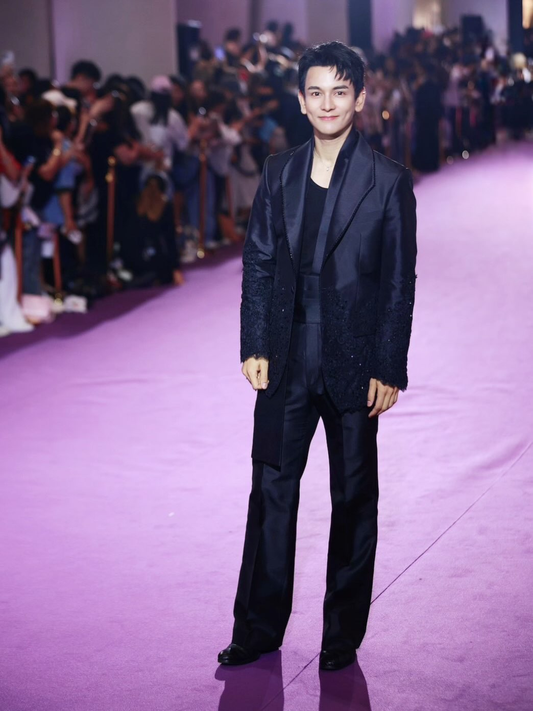 กัน - นภัทร อินทร์ใจเอื้อ