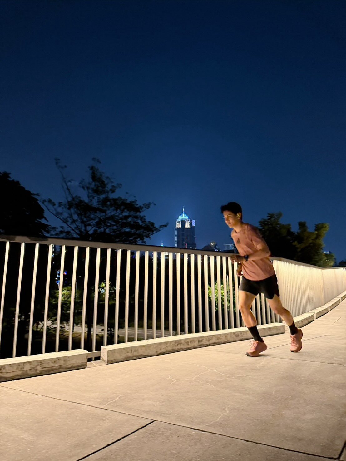 กัน - นภัทร อินทร์ใจเอื้อ