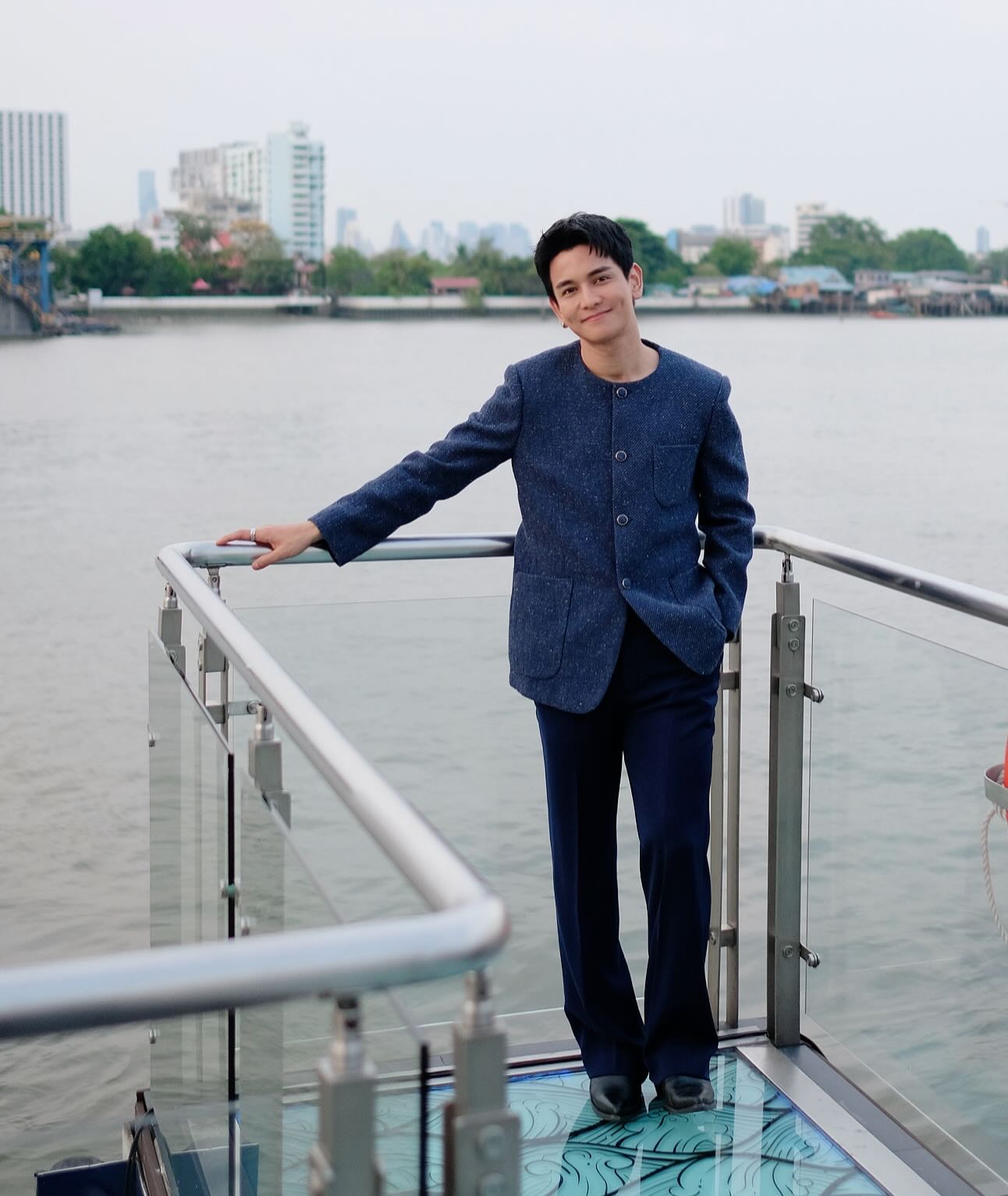 กัน - นภัทร อินทร์ใจเอื้อ