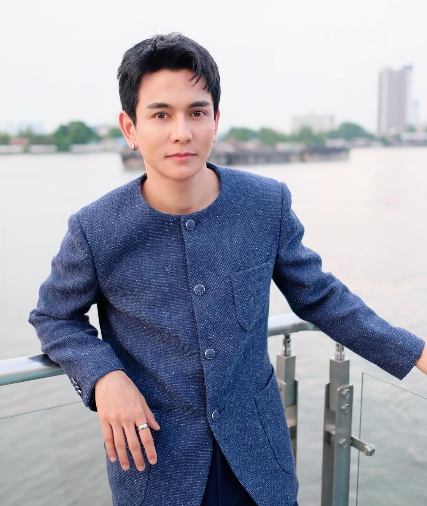 กัน - นภัทร อินทร์ใจเอื้อ