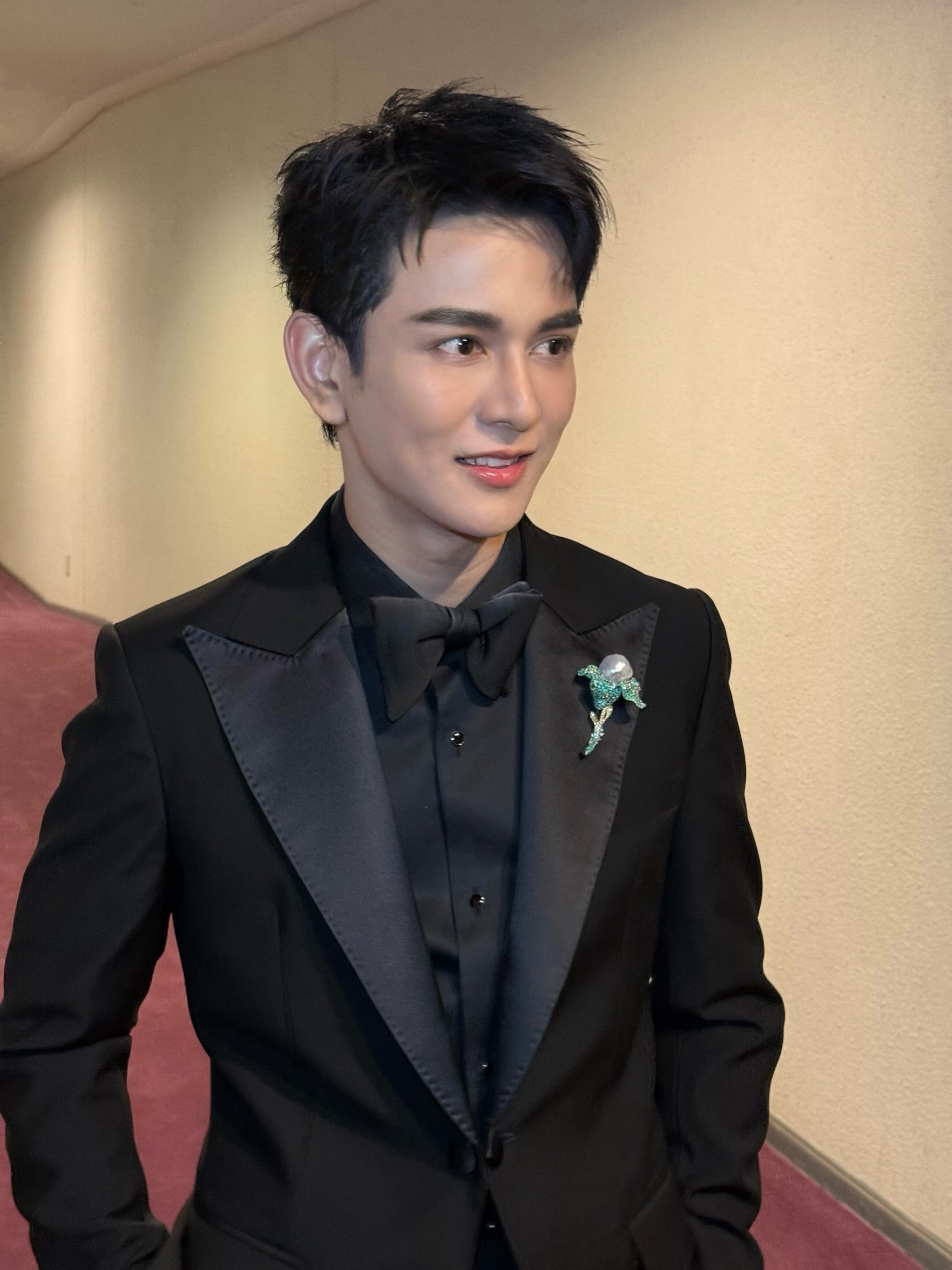 กัน - นภัทร อินทร์ใจเอื้อ