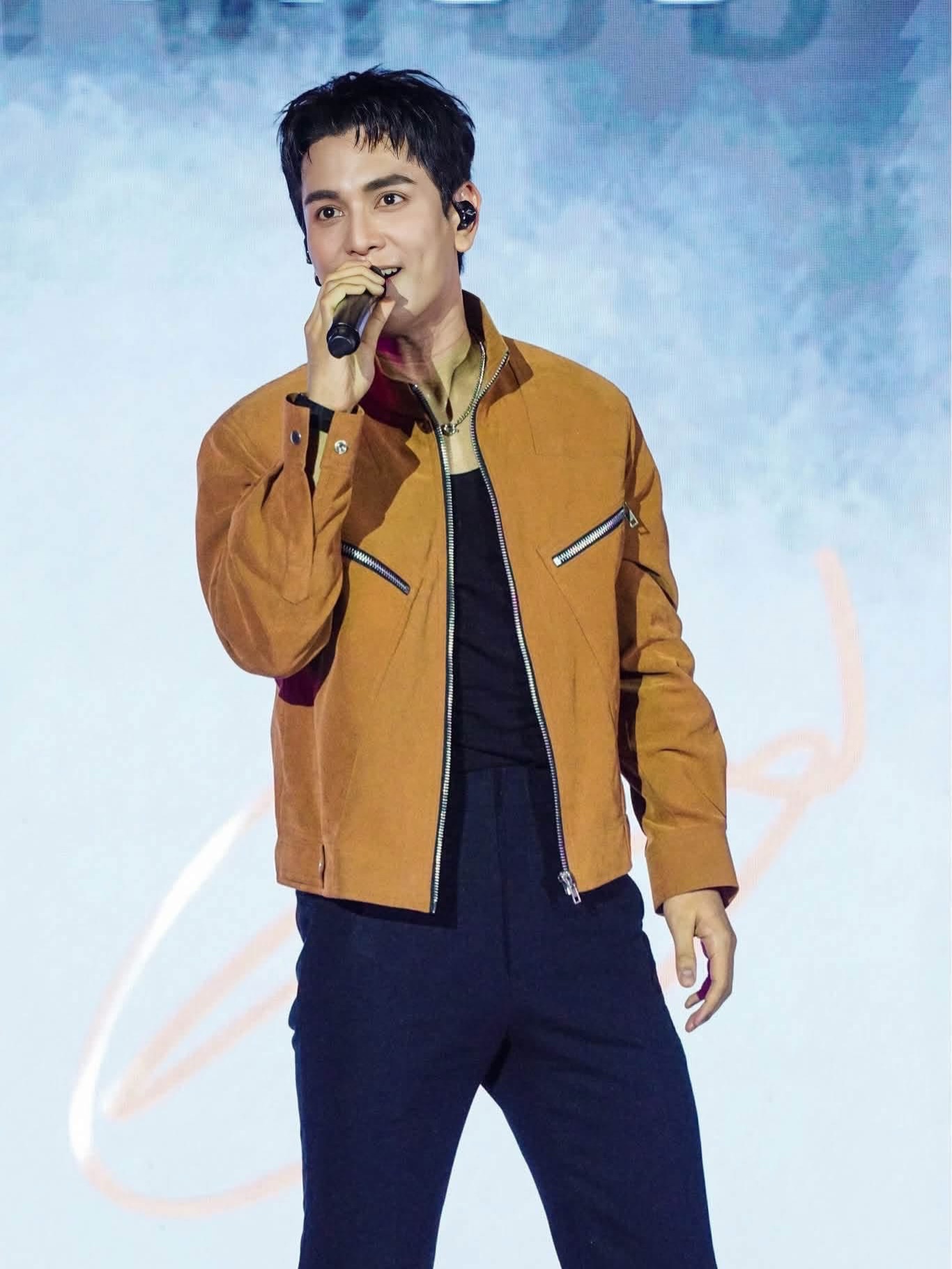 กัน - นภัทร อินทร์ใจเอื้อ