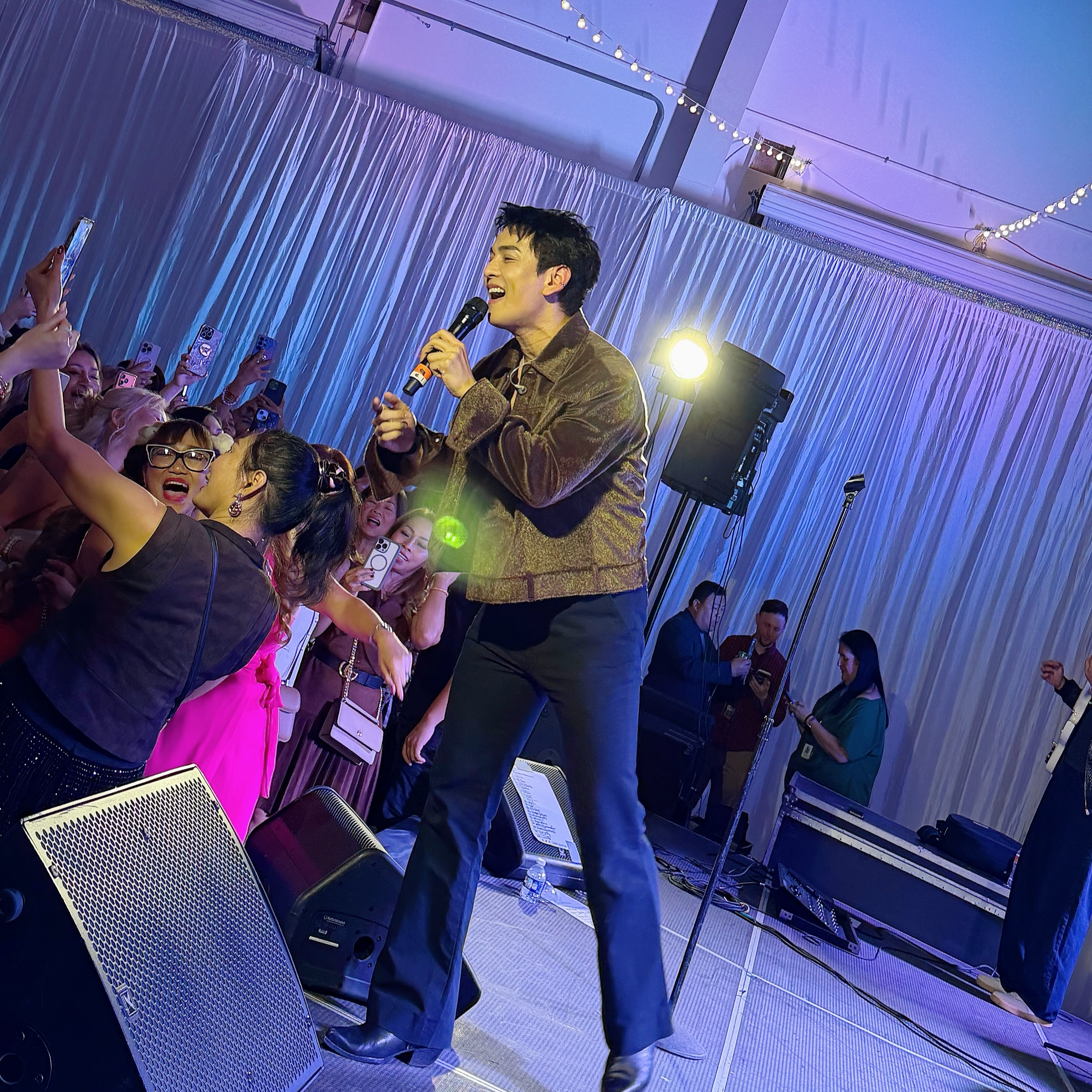 กัน - นภัทร อินทร์ใจเอื้อ