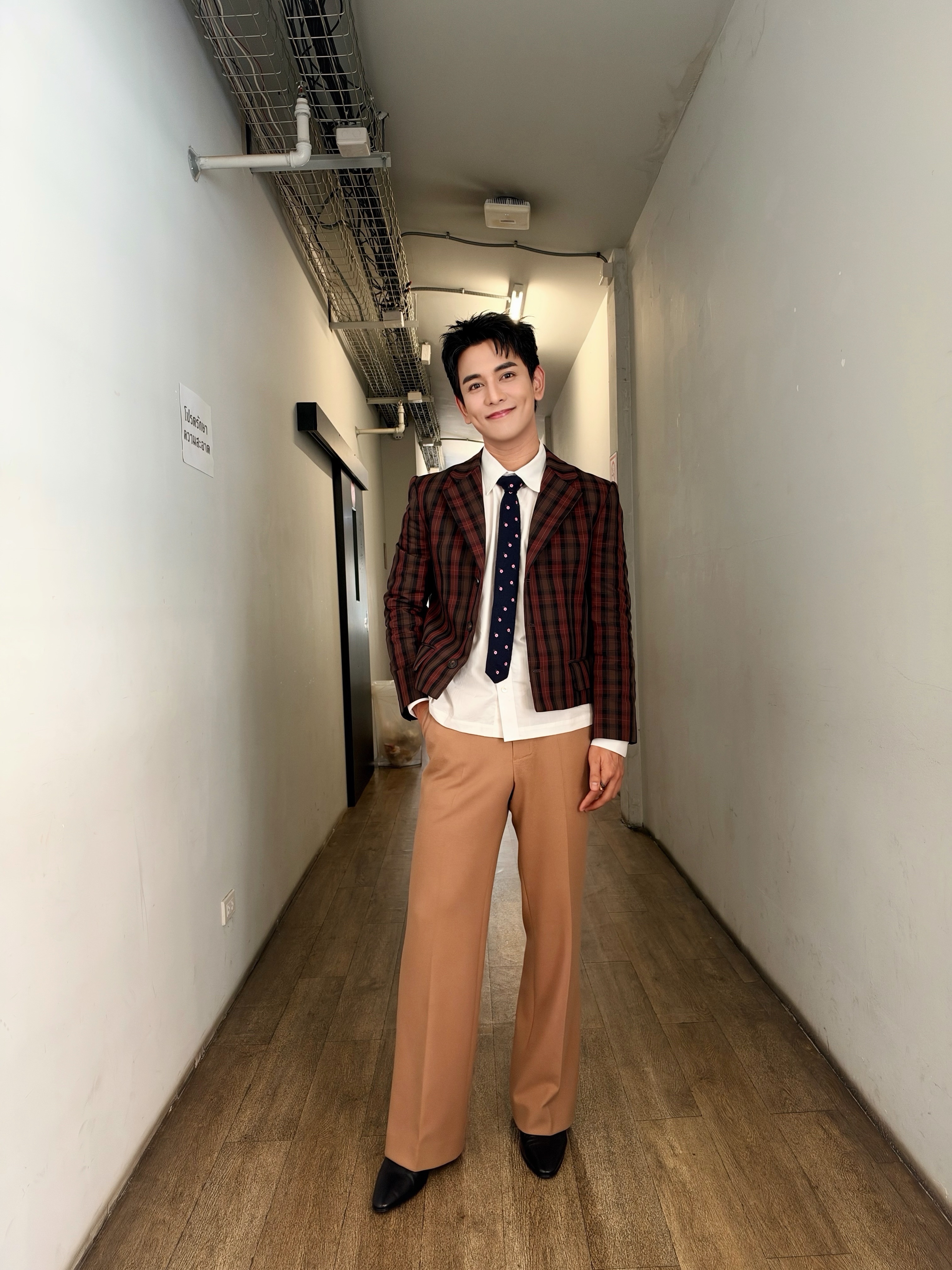 กัน - นภัทร อินทร์ใจเอื้อ