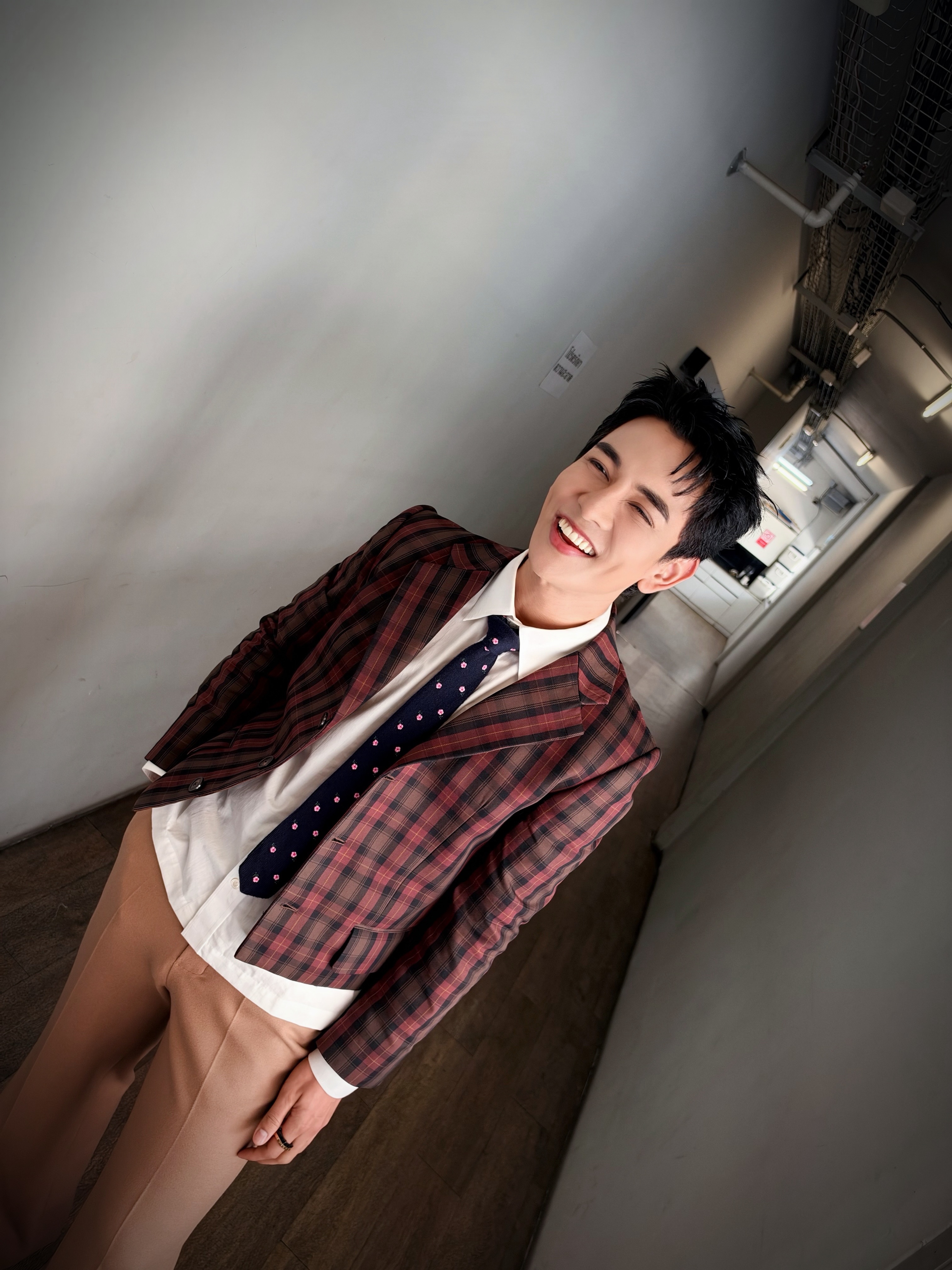 กัน - นภัทร อินทร์ใจเอื้อ