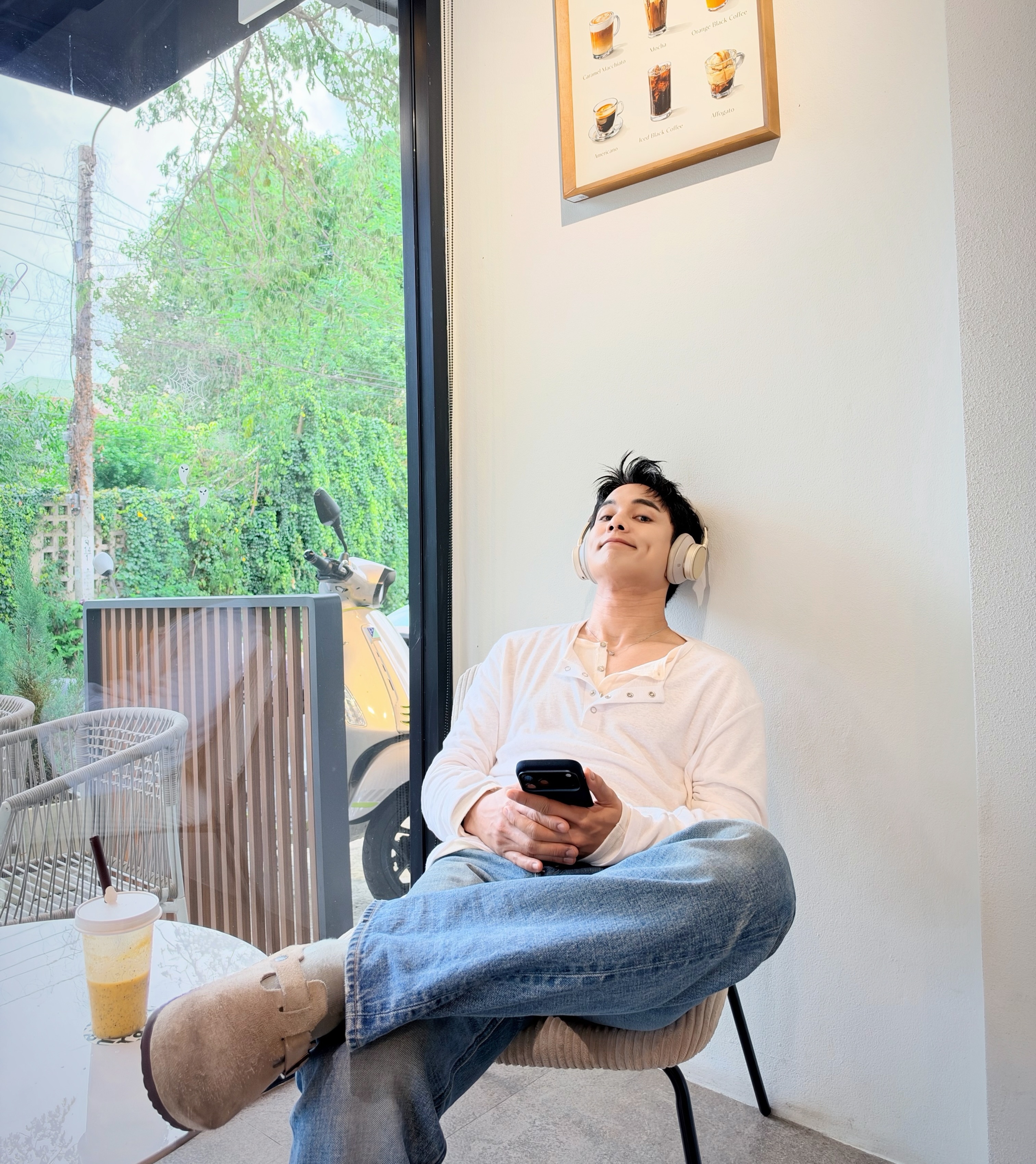 กัน - นภัทร อินทร์ใจเอื้อ