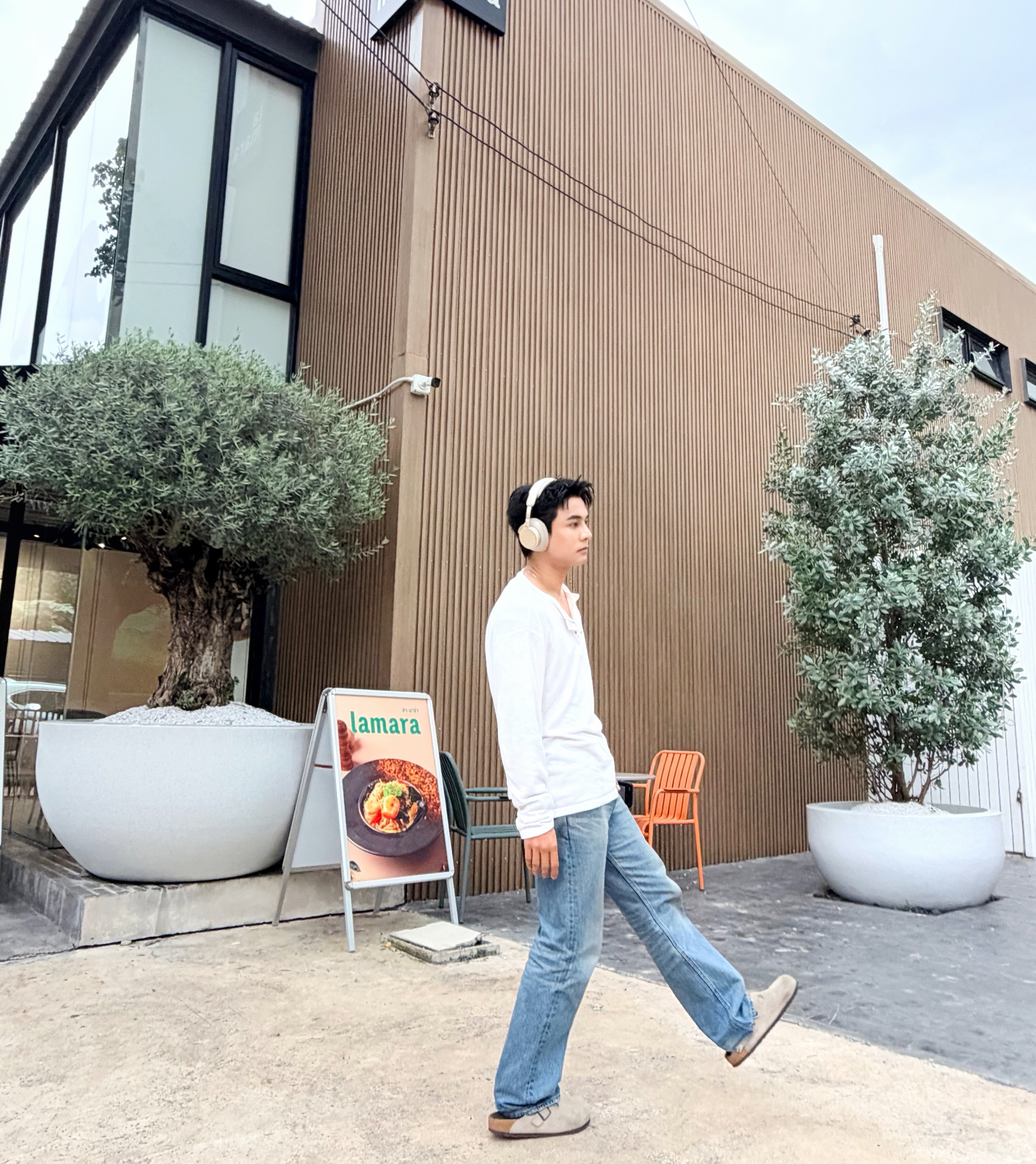 กัน - นภัทร อินทร์ใจเอื้อ